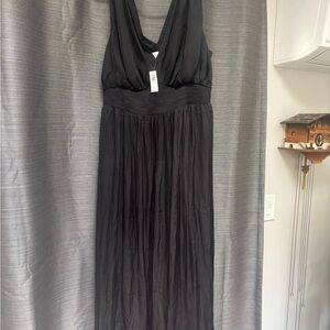 Old Navy Black Ruched Maxi Dress